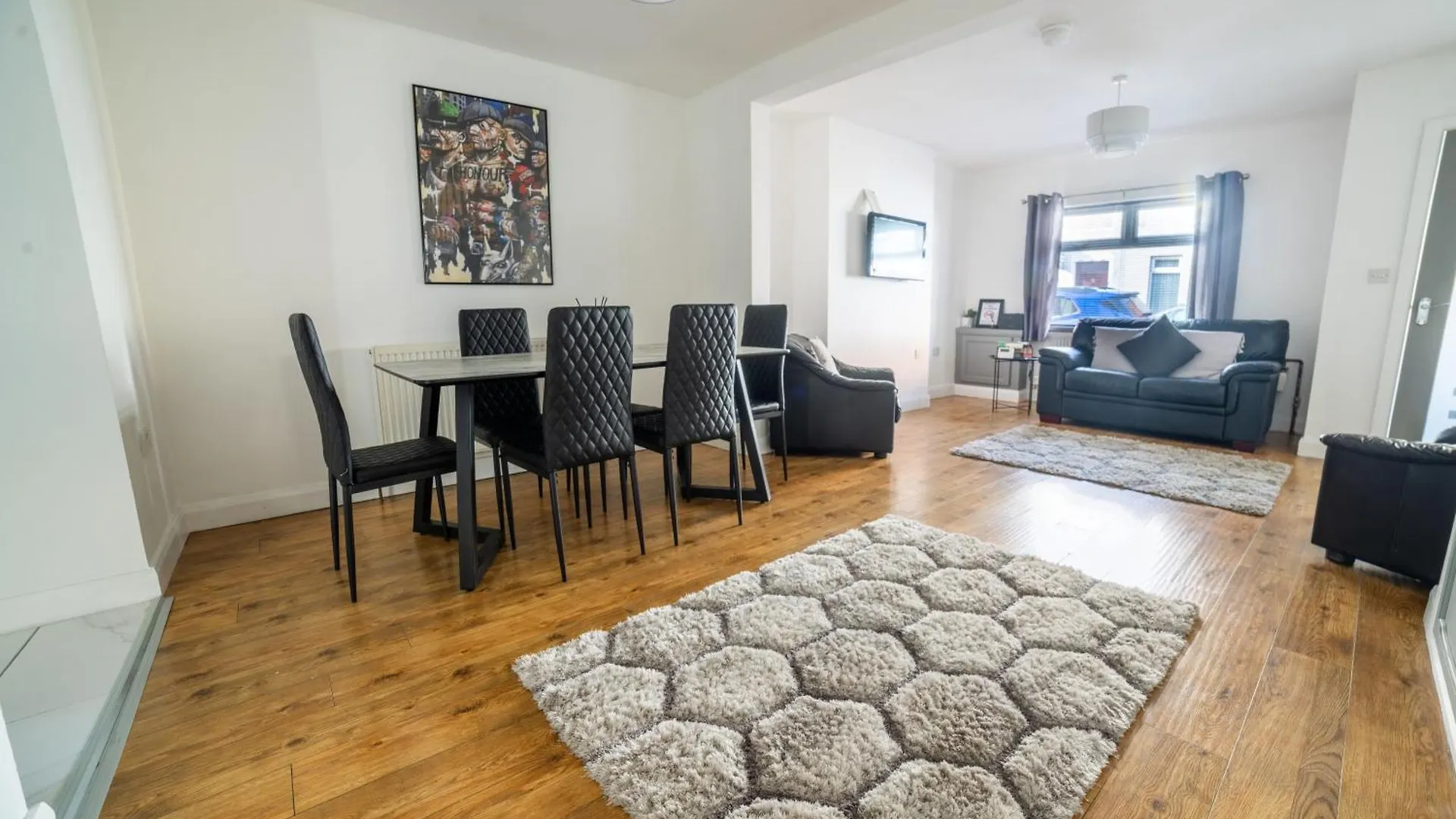 Daire Cheerful 3-Bedroom Home With Free Street Parking Belfast